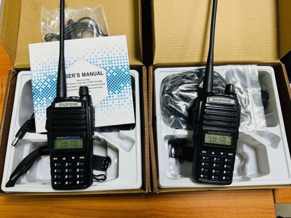 Baofeng UV-82 (Black) 8 Вт Портативная радиостанция VHF/UHF (136-174 МГц; 400-520 МГц) зарядка Type-C UV-828WType-C от прозводителя Baofeng